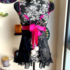 Victoria’s Secret Sexy Santa Babydoll Set